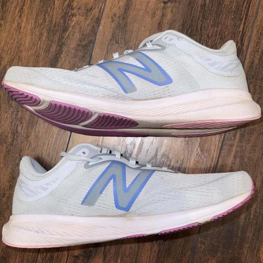 New Balance Draft v2 Size US W 9.5 Running Shoes